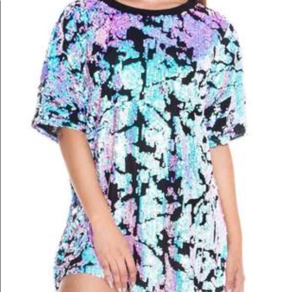 Enchanted Sky Sequin Tee 👽